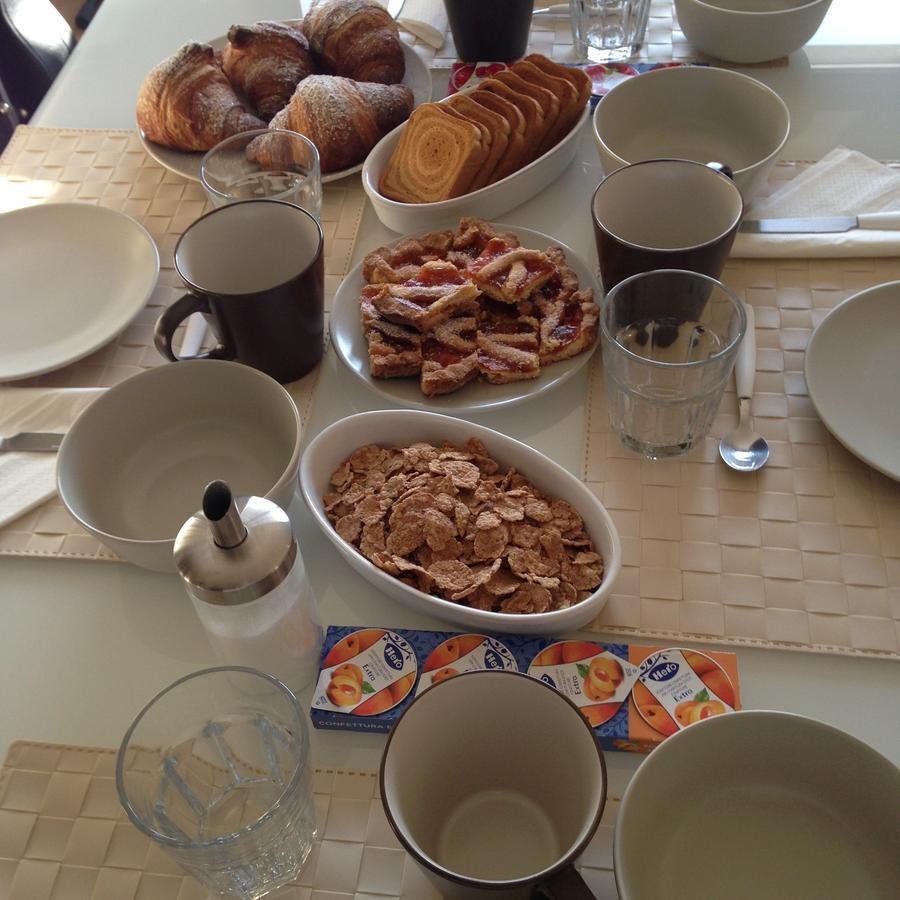 La Morona Bed and Breakfast Rocchetta Tanaro Exteriör bild