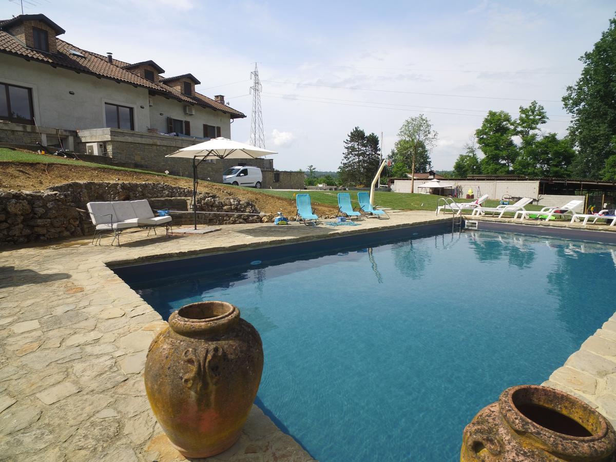 La Morona Bed and Breakfast Rocchetta Tanaro Exteriör bild
