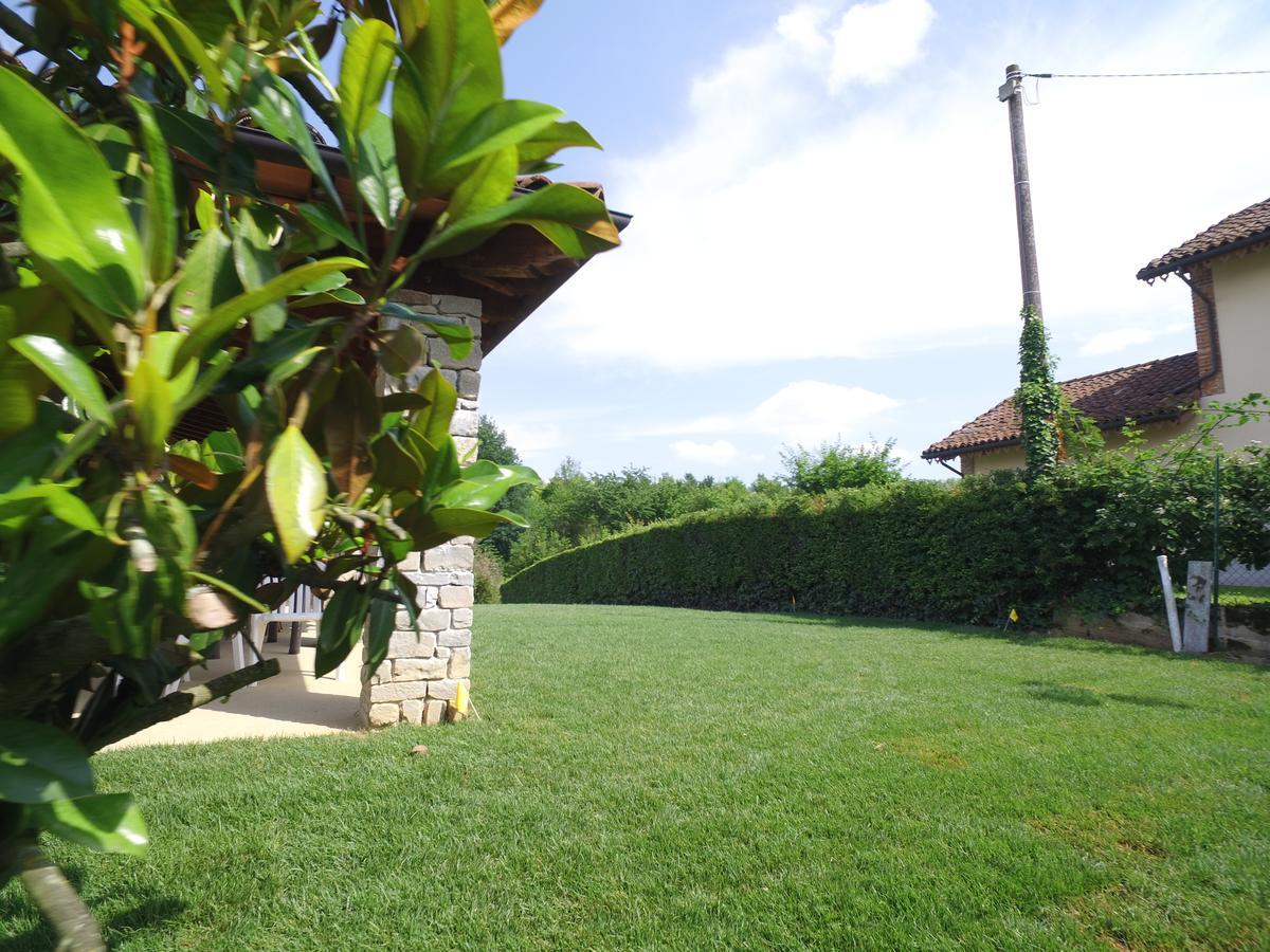 La Morona Bed and Breakfast Rocchetta Tanaro Exteriör bild
